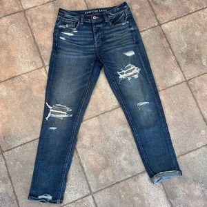 American Eagle high rise Tomgirl Jeans